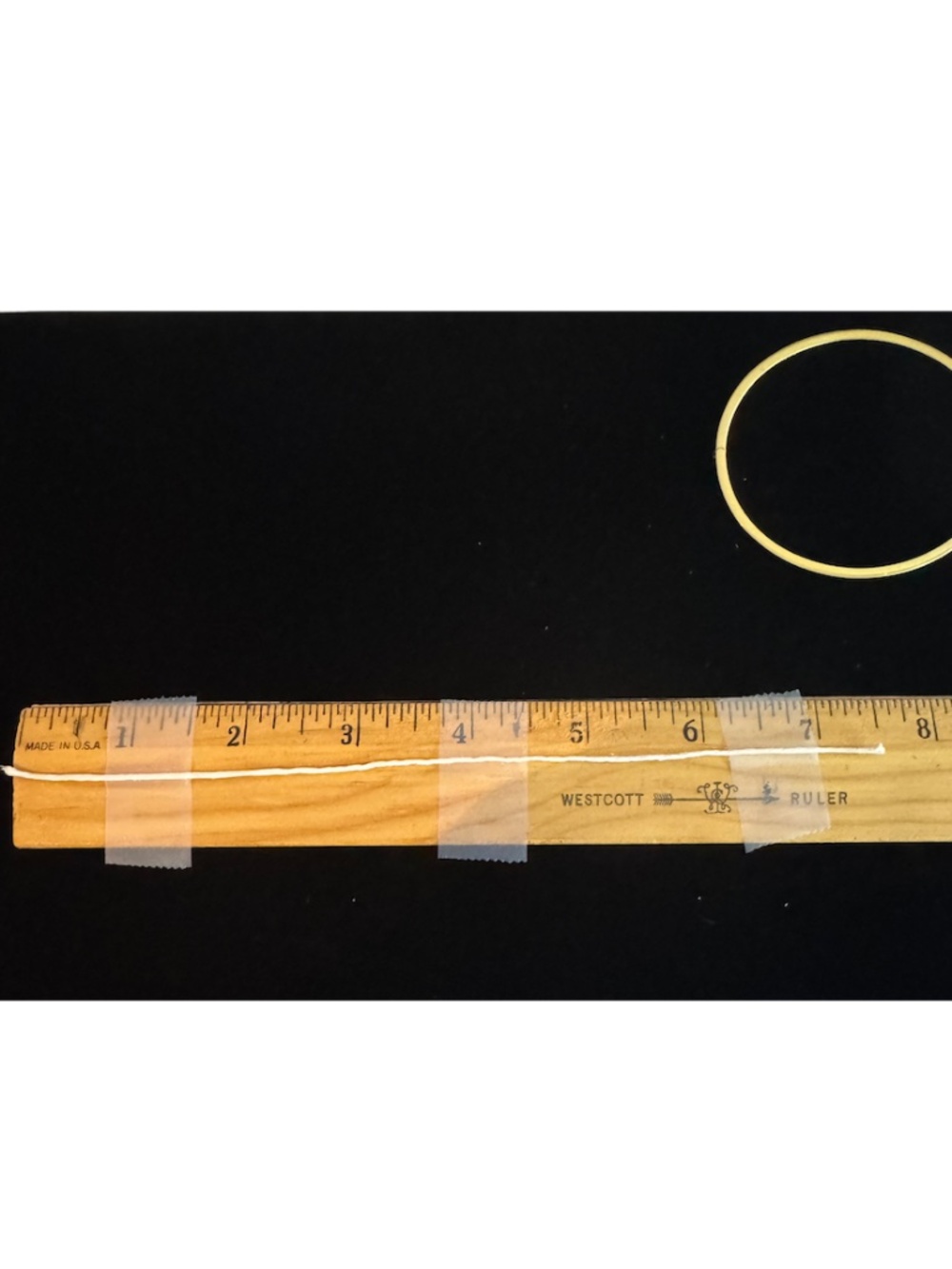 ROBERTO COIN - 18K Yellow Gold Oval Hinge Slim Bangle - Picture 9 of 12